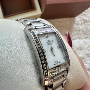 Vintage ESQ Verona Tank Diamond Swiss Quartz Movement 24mm Ladies Watch.